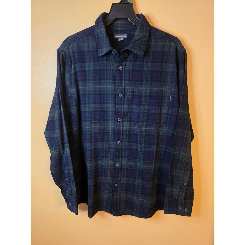Eddie Bauer Mens Navy Green Plaid Flannel Button Down Shirt Large EMT38129
